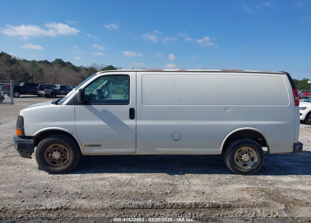 2005 CHEVROLET EXPRESS VIN: 1GCGG25V051193312