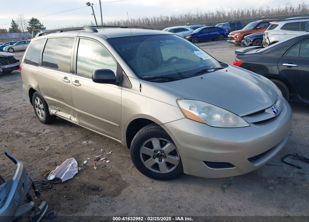 2008 TOYOTA SIENNA VIN: 5TDZK23CX8S127723