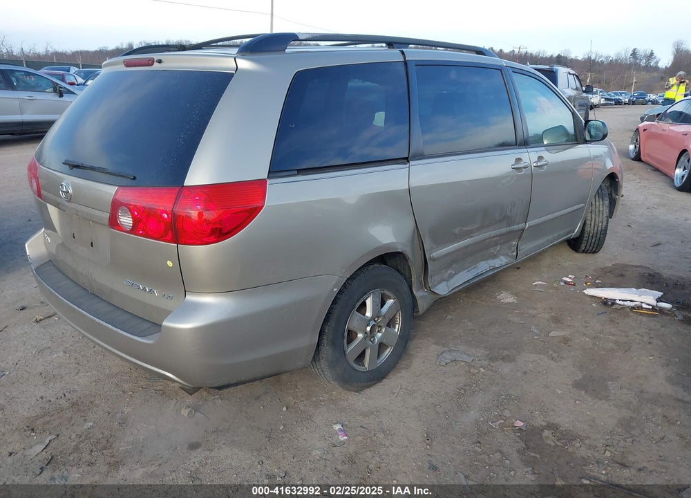 2008 TOYOTA SIENNA VIN: 5TDZK23CX8S127723