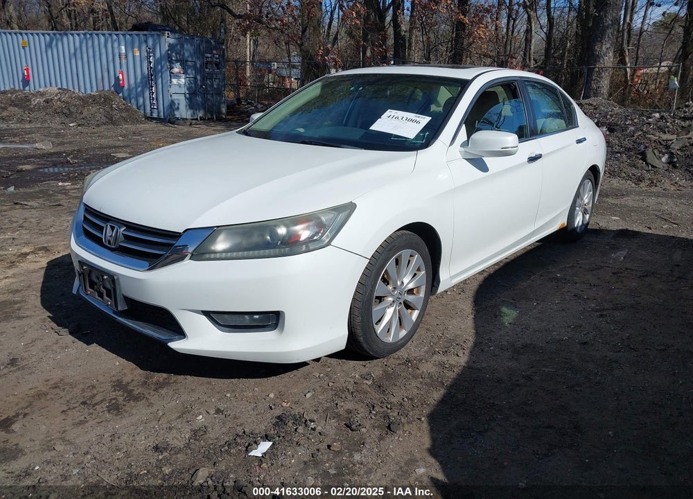 2014 HONDA ACCORD VIN: 1HGCR2F75EA024185