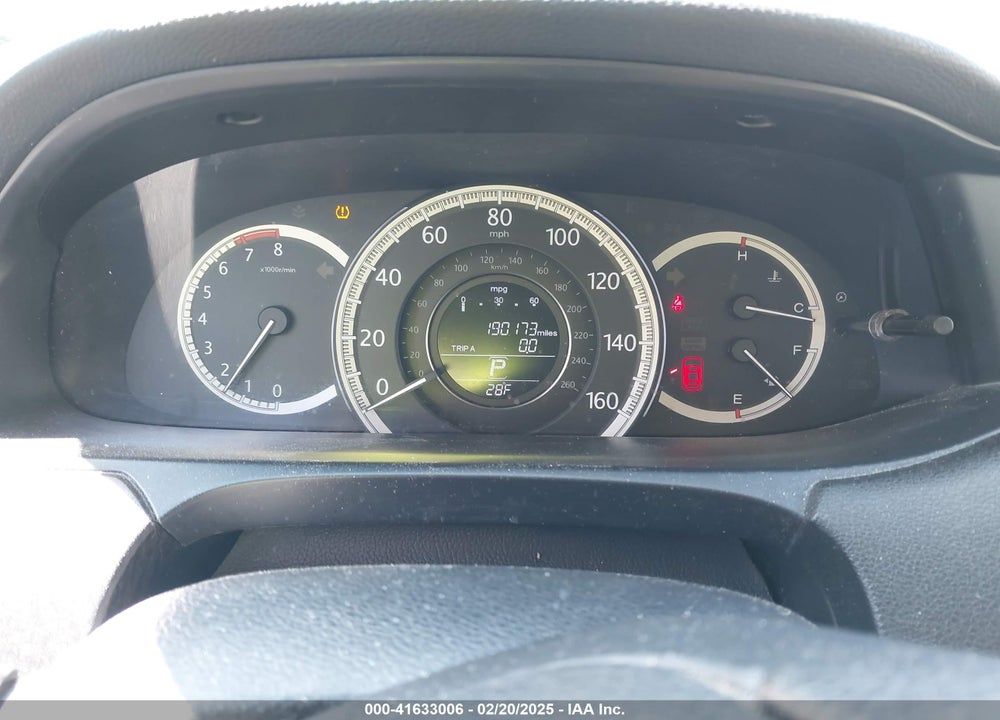 2014 HONDA ACCORD VIN: 1HGCR2F75EA024185