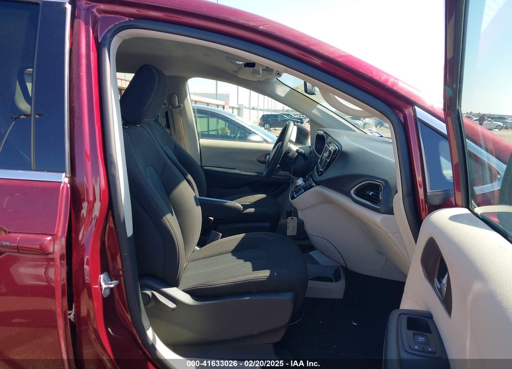 2022 CHRYSLER VOYAGER LX VIN: 2C4RC1CG1NR230222
