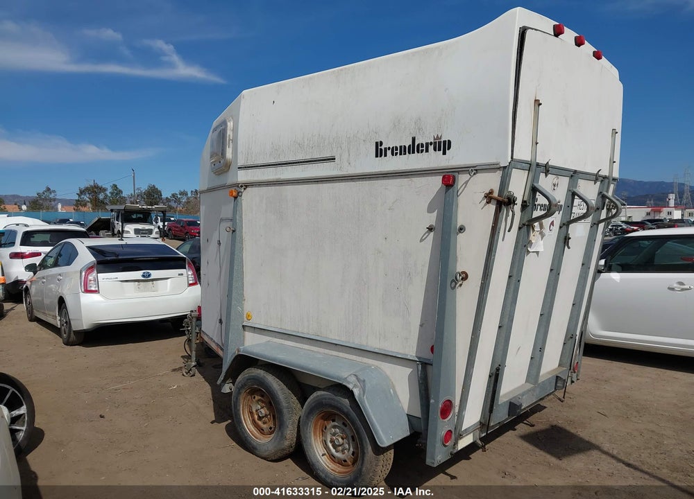 1990 A 2 HORSE TRILER VIN: UH237N406LN264224