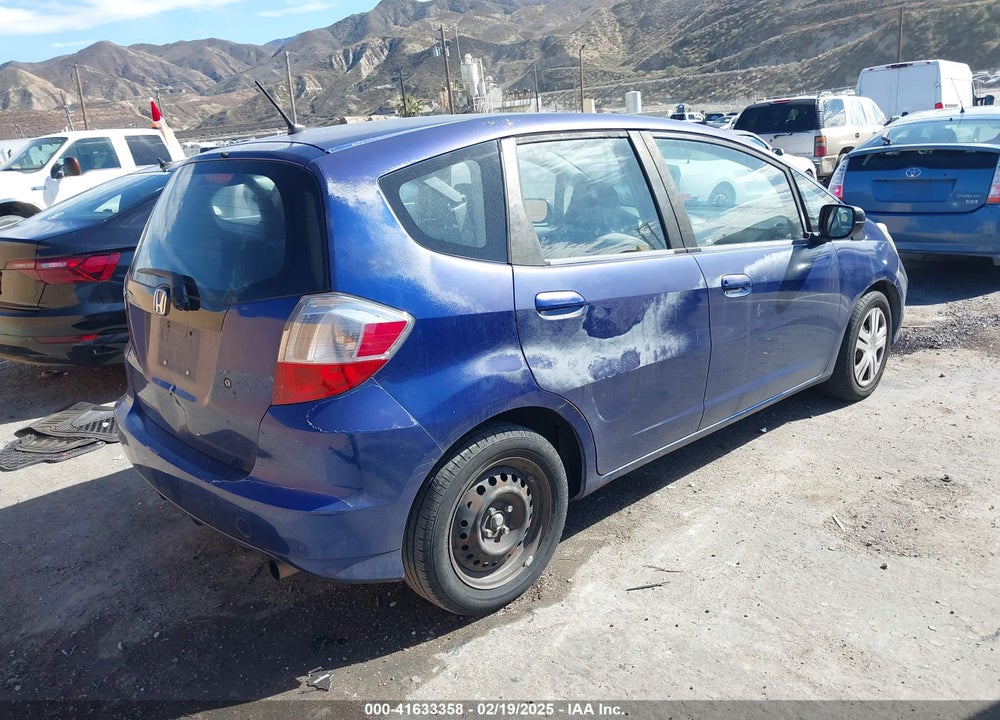 2010 HONDA FIT VIN: JHMGE8H25AC000045