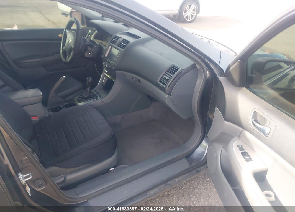 2003 HONDA ACCORD 2.4 EX VIN: JHMCM55713C043591