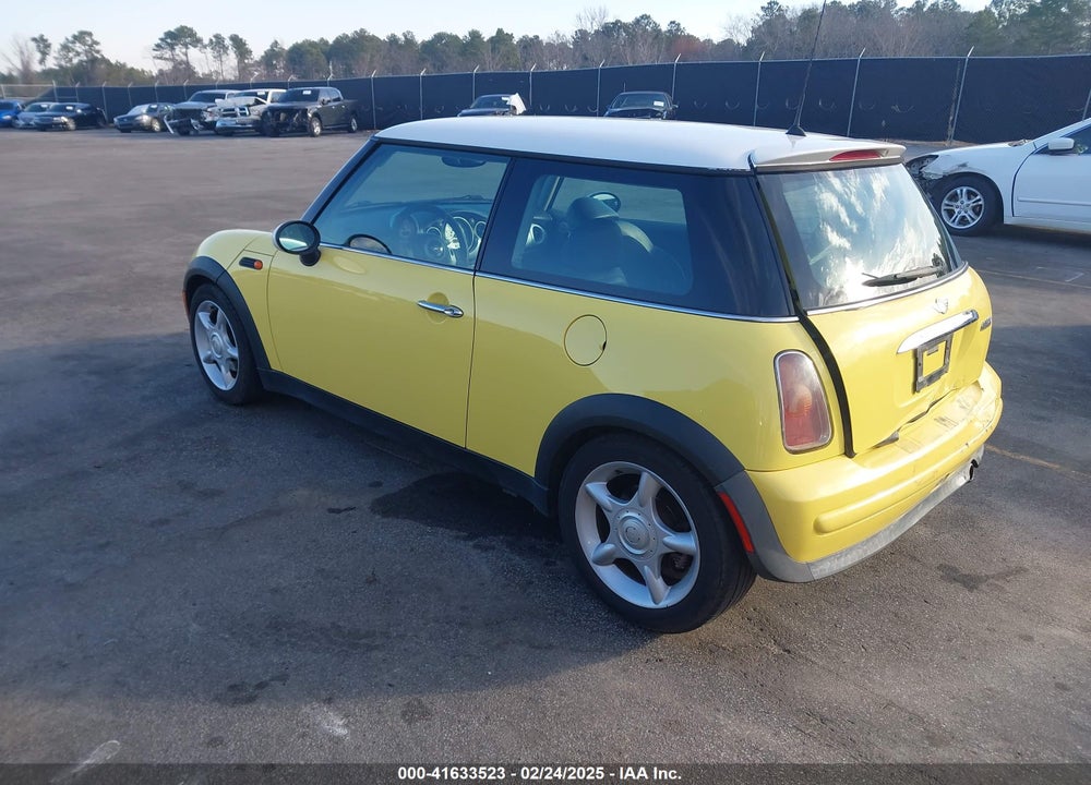 2003 MINI COOPER VIN: WMWRC33473TC48411