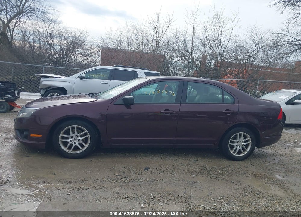 2012 FORD FUSION S VIN: 3FAHP0GA0CR305053
