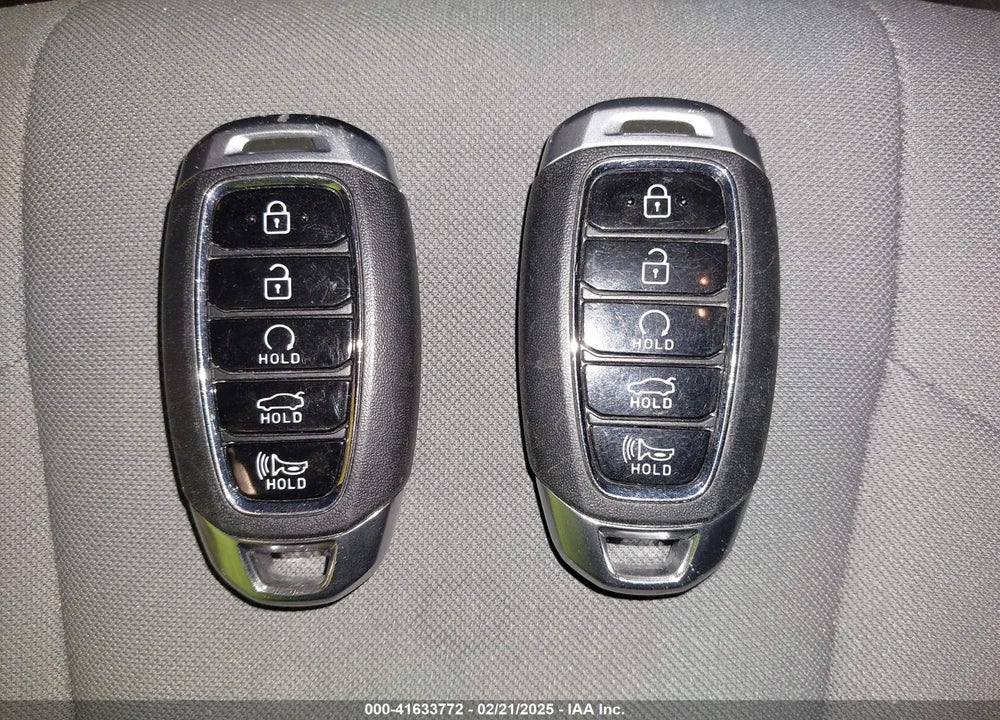 2022 HYUNDAI ELANTRA VIN: KMHLM4AG3NU283820