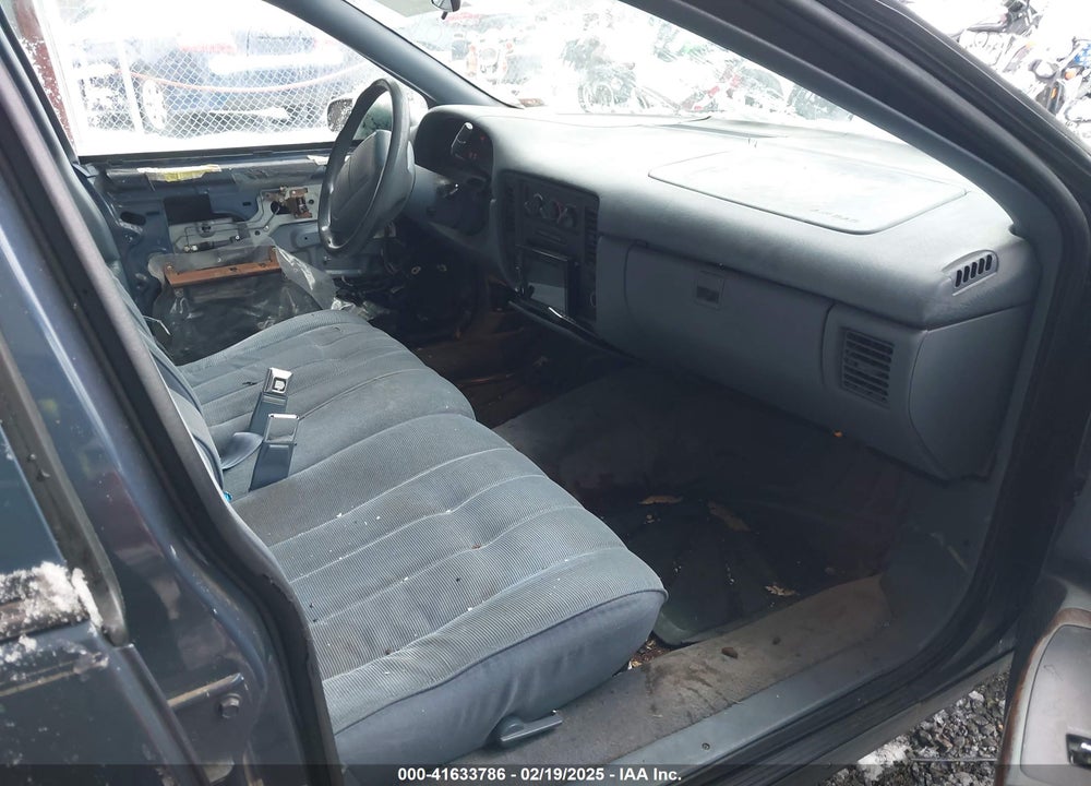 1994 CHEVROLET CAPRICE CLASSIC VIN: 1G1BL52W4RR160804