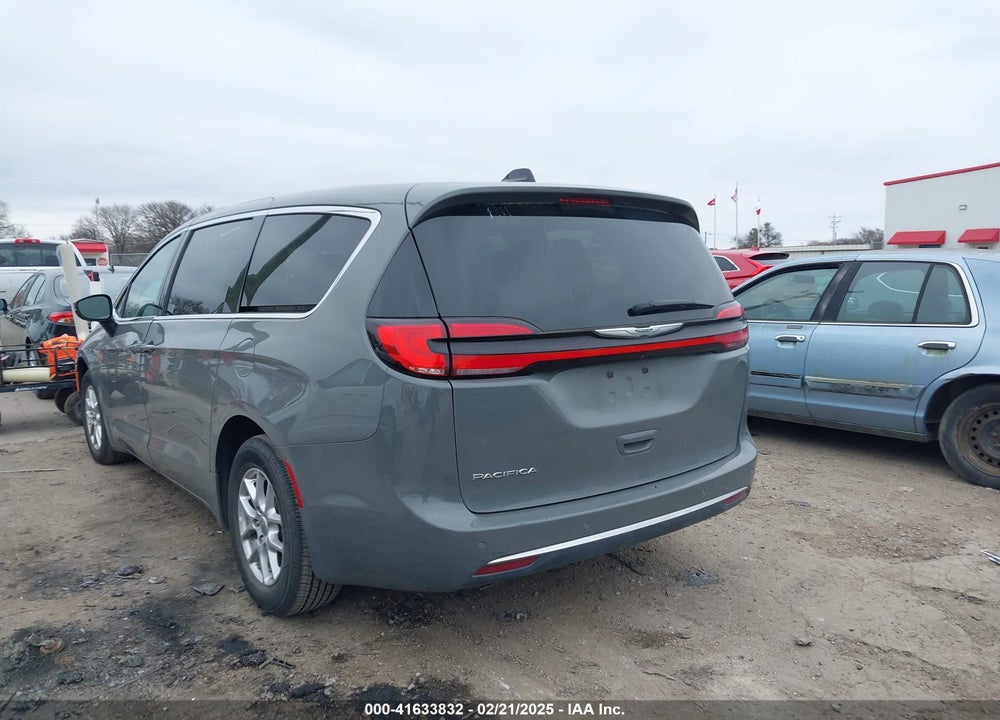 2023 CHRYSLER PACIFICA TOURING L VIN: 2C4RC1BG8PR520431