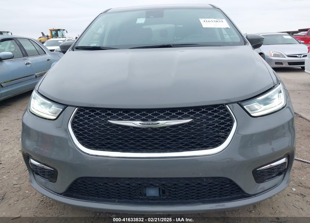 2023 CHRYSLER PACIFICA TOURING L VIN: 2C4RC1BG8PR520431
