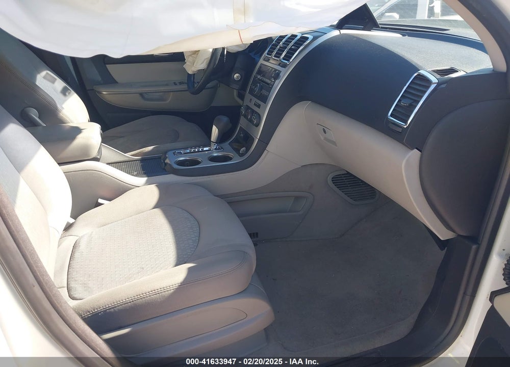 2010 GMC ACADIA SL VIN: 1GKLRKED0AJ121296