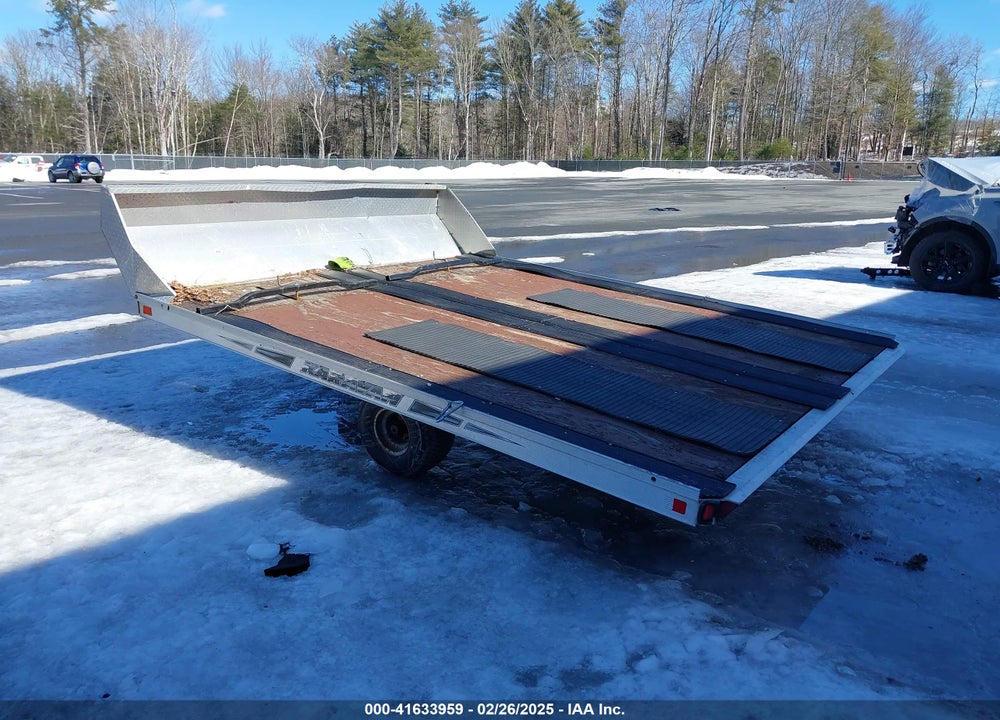 2004 KARAVAN TRAILER VIN: 5KTSS1419BF587871