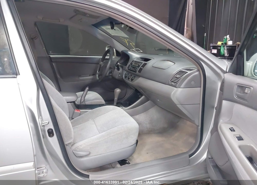 2004 TOYOTA CAMRY LE VIN: 4T1BE32KX4U302531
