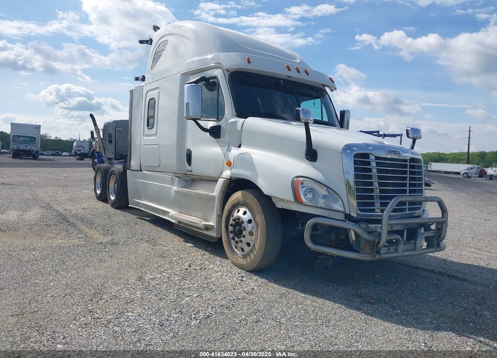 2017 FREIGHTLINER CASCADIA 125 --- VIN: 1FUJGLDR8HLHN4957