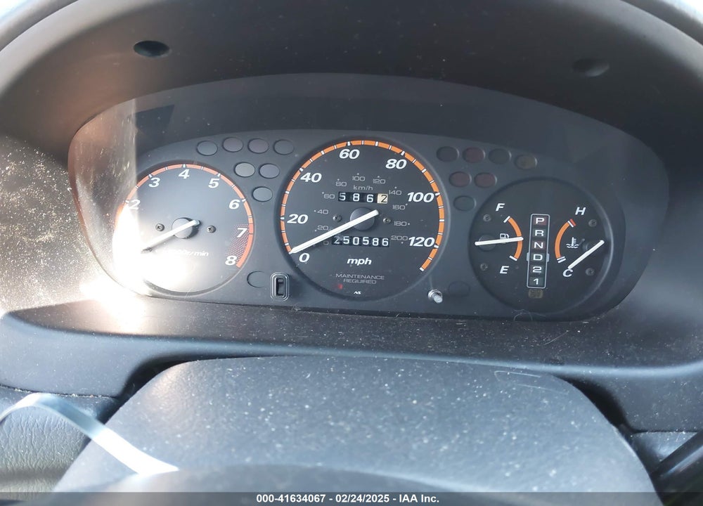 2000 HONDA CR-V LX VIN: JHLRD184XYC057053