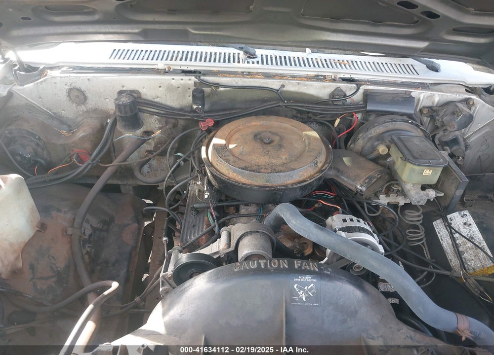 1991 GMC SUBURBAN V15 CONVENTIONAL VIN: 1GKEV16K7MF512125