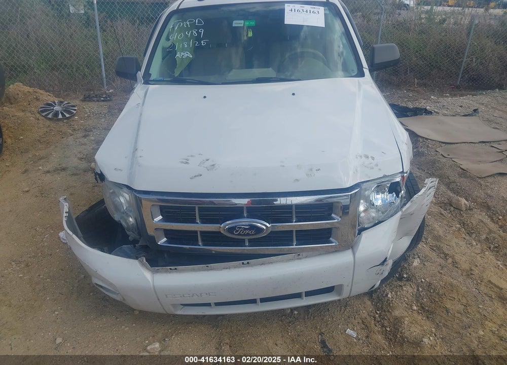 2010 FORD ESCAPE VIN: 1FMCU0DGXAKA12800