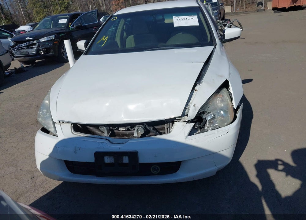 2005 HONDA ACCORD 2.4 LX VIN: 1HGCM56425A108213