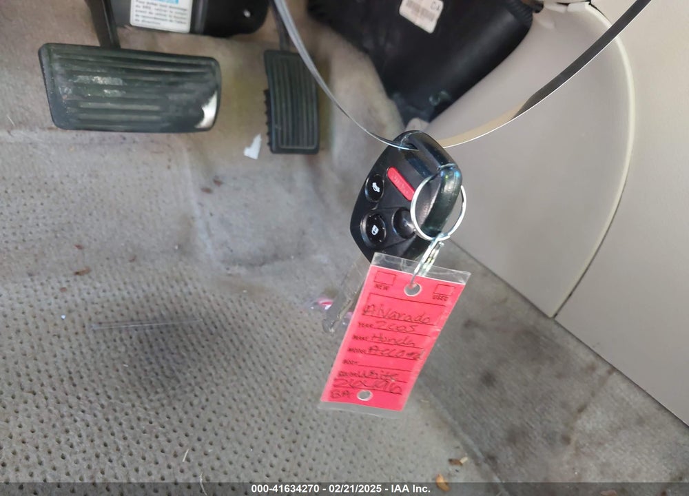 2005 HONDA ACCORD 2.4 LX VIN: 1HGCM56425A108213