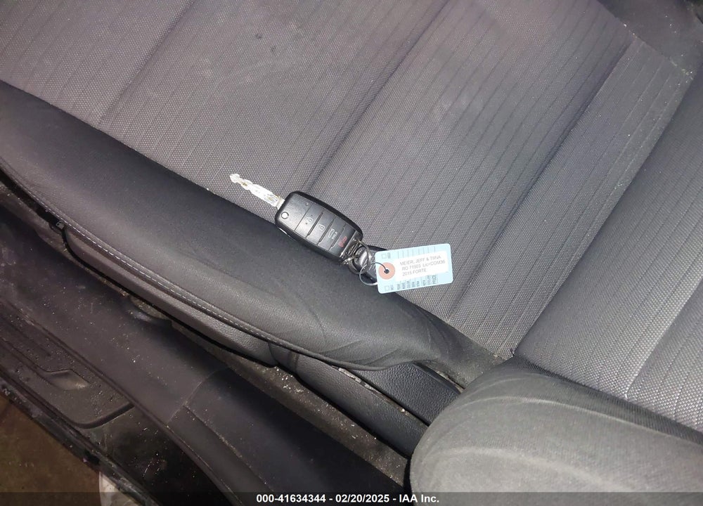 2015 KIA FORTE LX VIN: KNAFX4A69F5280302