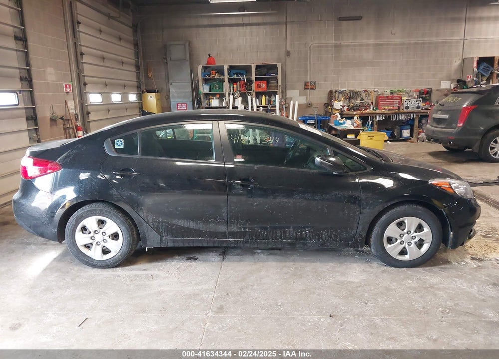 2015 KIA FORTE LX VIN: KNAFX4A69F5280302