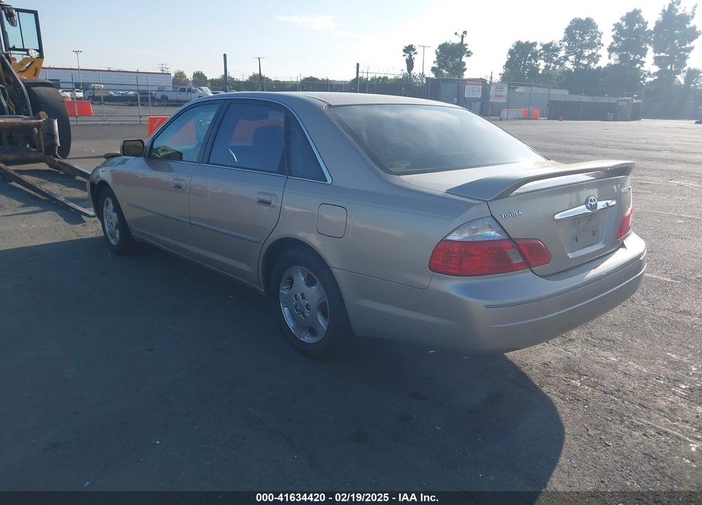 2003 TOYOTA AVALON XLS VIN: 4T1BF28B53U267894