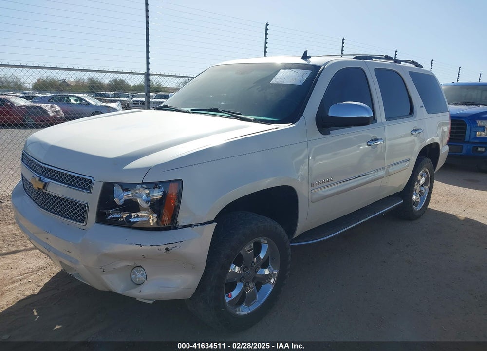 2008 CHEVROLET TAHOE LTZ VIN: 1GNFK13028R196298