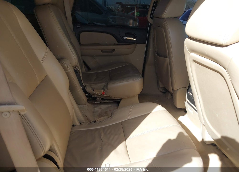 2008 CHEVROLET TAHOE LTZ VIN: 1GNFK13028R196298