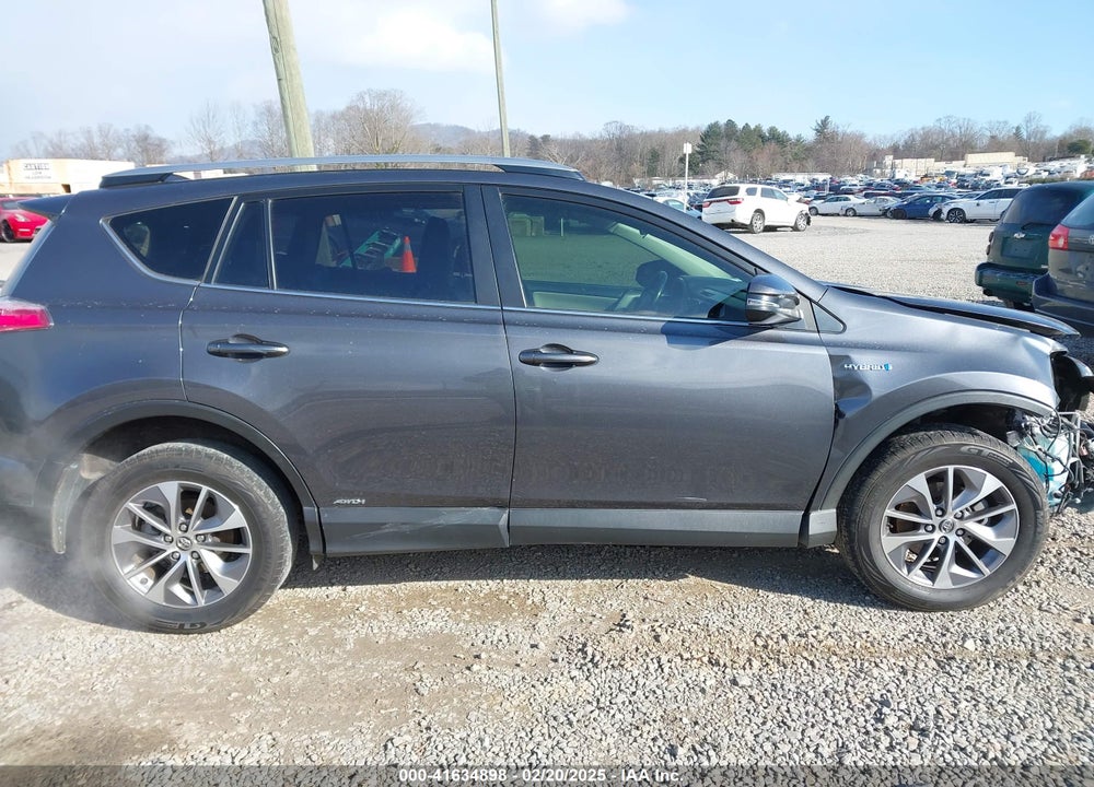 2018 TOYOTA RAV4 HYBRID XLE VIN: JTMRJREV5JD174511