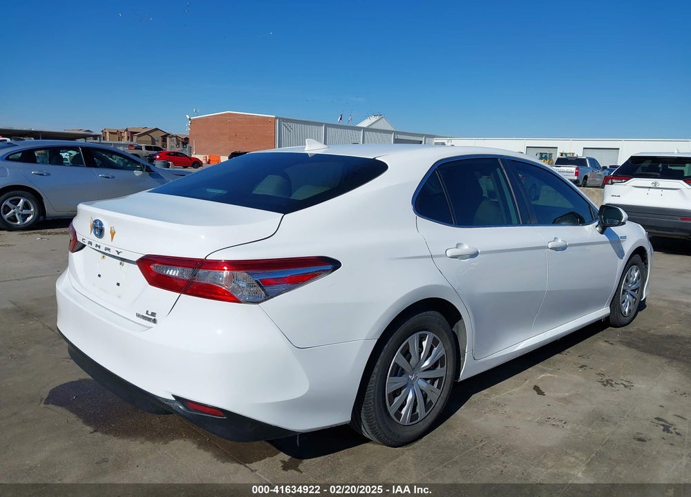 2020 TOYOTA CAMRY VIN: 4T1C31AK1LU525670