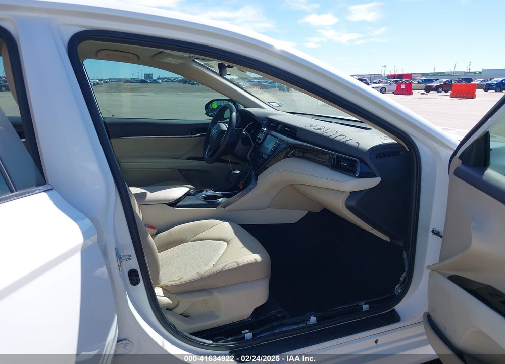 2020 TOYOTA CAMRY VIN: 4T1C31AK1LU525670