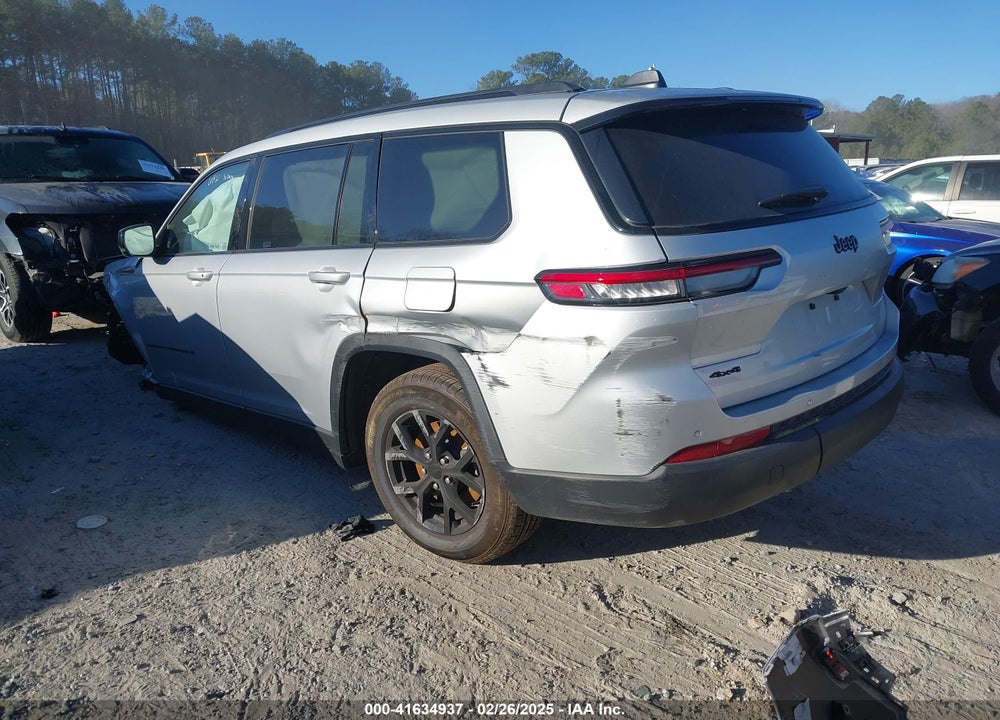 2024 JEEP GRAND CHEROKEE L ALTITUDE 4X4 VIN: 1C4RJKAG4R8549243