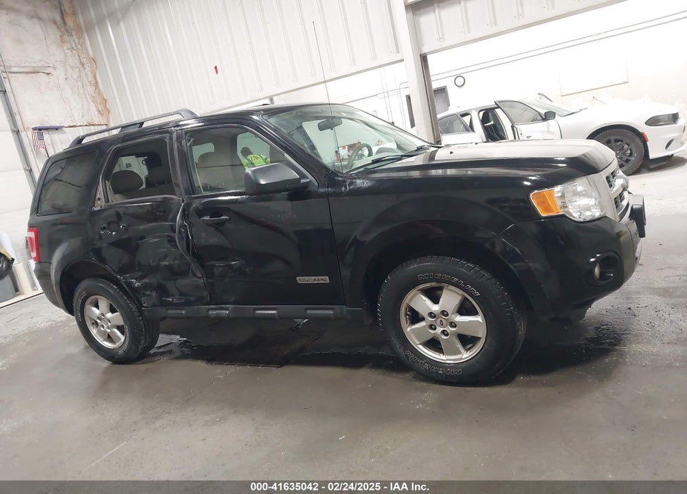 2008 FORD ESCAPE XLT VIN: 1FMCU93Z08KA79147
