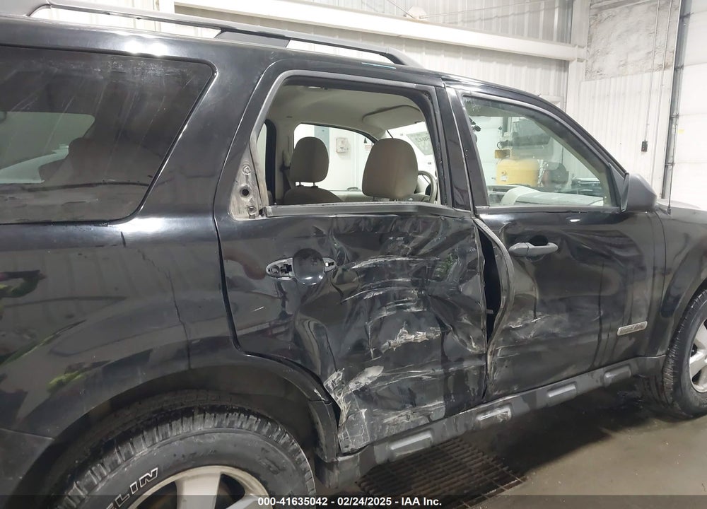 2008 FORD ESCAPE XLT VIN: 1FMCU93Z08KA79147