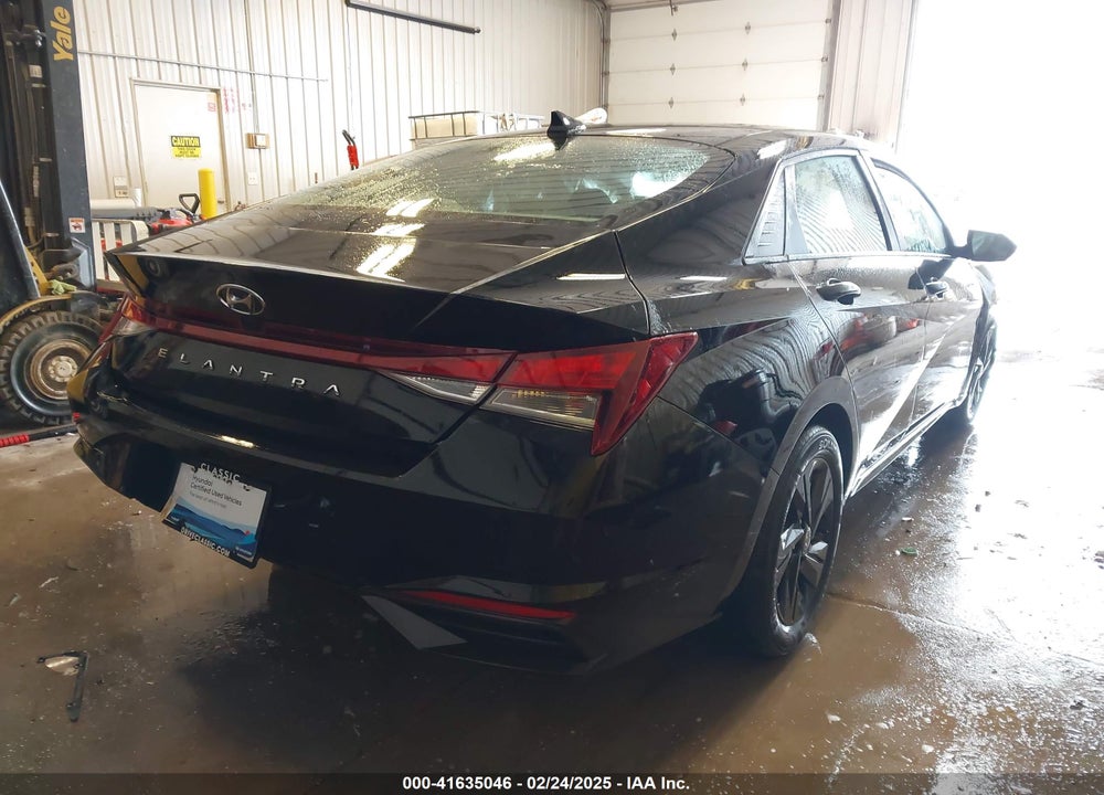 2022 HYUNDAI ELANTRA SEL VIN: KMHLM4AG4NU290646