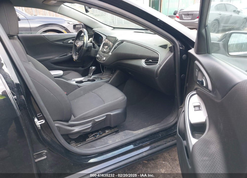 2018 CHEVROLET MALIBU VIN: 1G1ZD5ST8JF289149