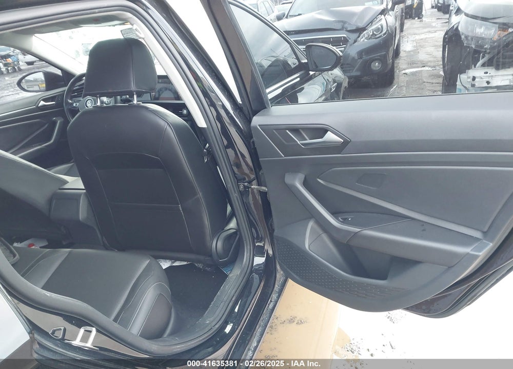 2019 VOLKSWAGEN JETTA VIN: 3VWE57BU3KM033281