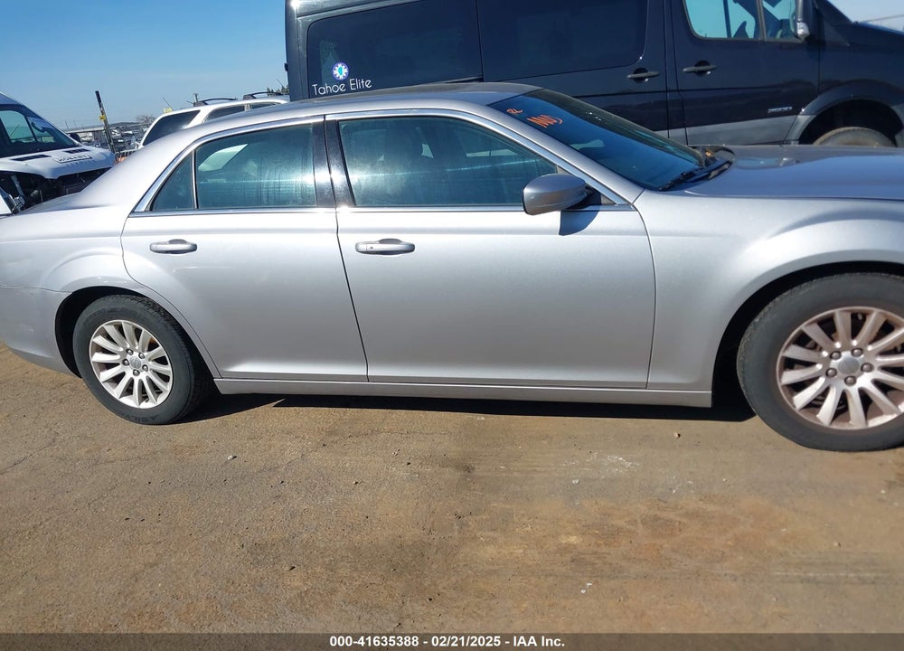 2014 CHRYSLER 300 VIN: 2C3CCAAG9EH103401