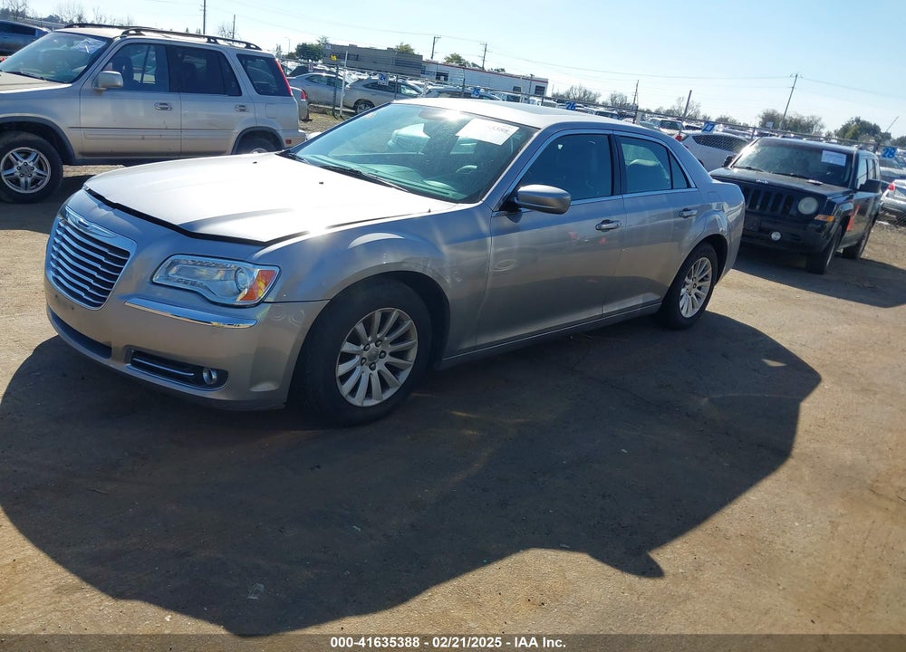 2014 CHRYSLER 300 VIN: 2C3CCAAG9EH103401