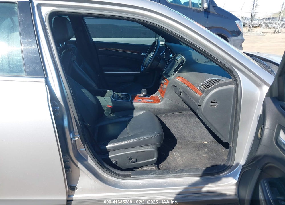 2014 CHRYSLER 300 VIN: 2C3CCAAG9EH103401