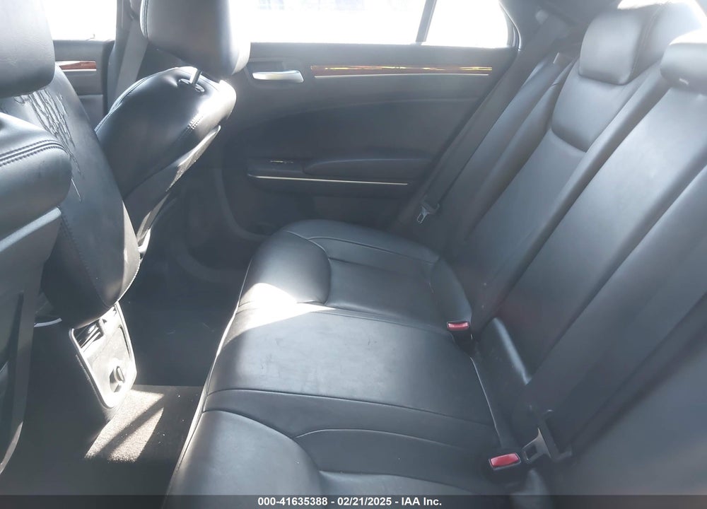 2014 CHRYSLER 300 VIN: 2C3CCAAG9EH103401