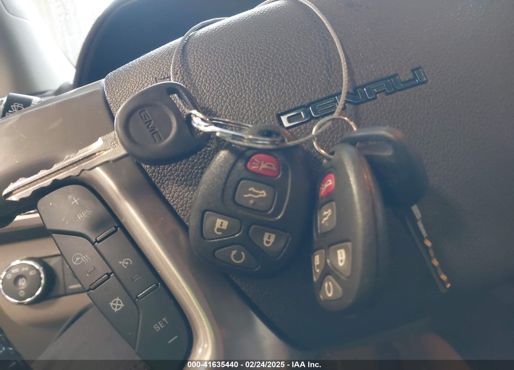 2015 GMC ACADIA DENALI VIN: 1GKKVTKD0FJ304027