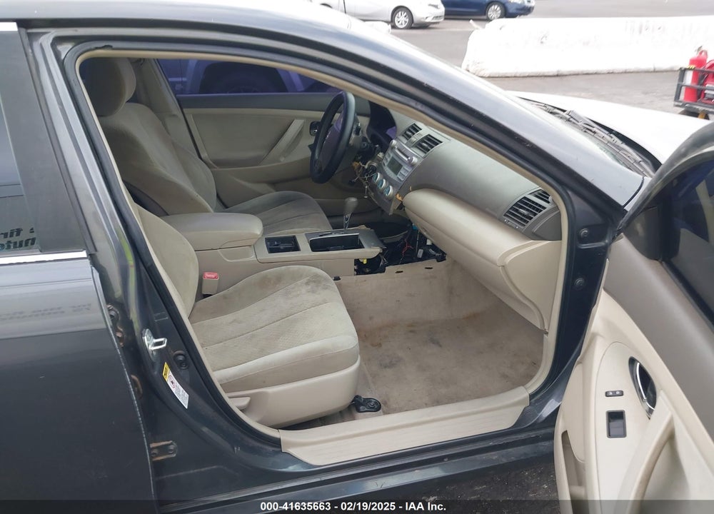 2009 TOYOTA CAMRY LE VIN: 4T1BE46K89U372780