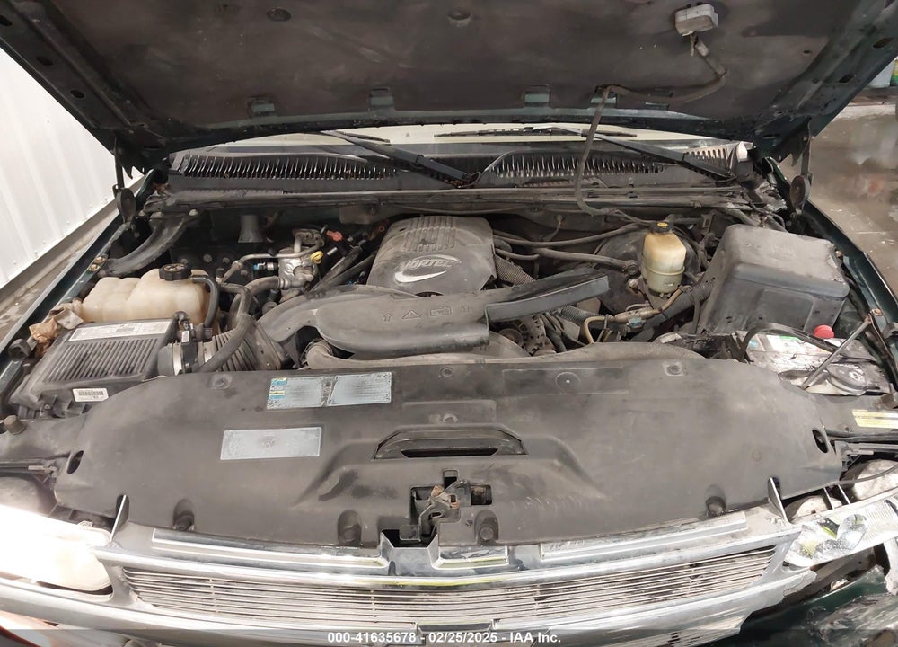 2002 CHEVROLET TAHOE LT VIN: 1GNEK13Z42J335847