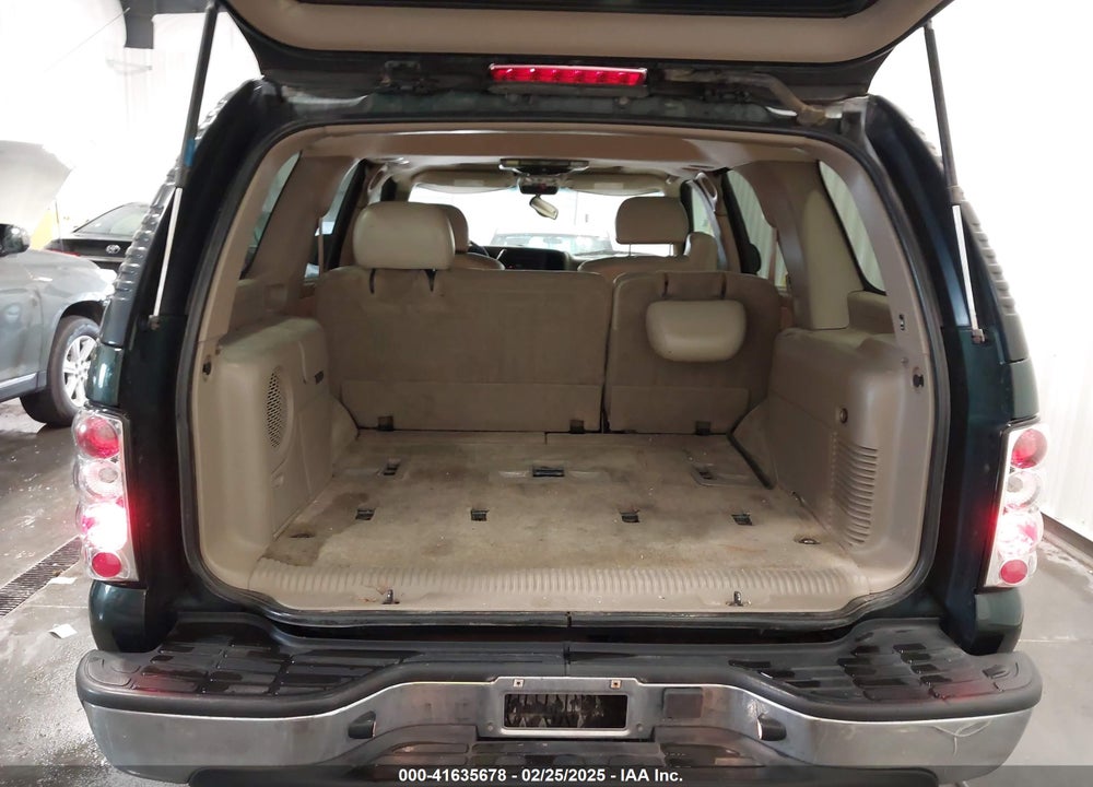 2002 CHEVROLET TAHOE LT VIN: 1GNEK13Z42J335847