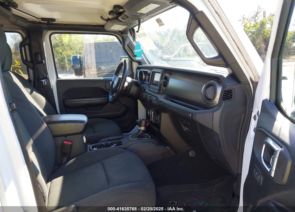 2018 JEEP WRANGLER UNLIMITED VIN: 1C4HJXDG0JW177579