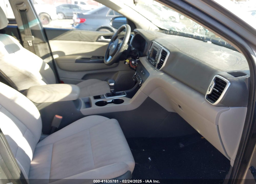 2017 KIA SPORTAGE LX VIN: KNDPMCAC0H7276923