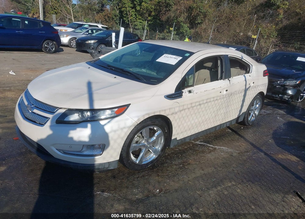 2014 CHEVROLET VOLT VIN: 1G1RD6E44EU133055