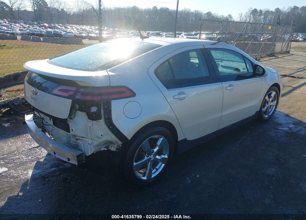 2014 CHEVROLET VOLT VIN: 1G1RD6E44EU133055